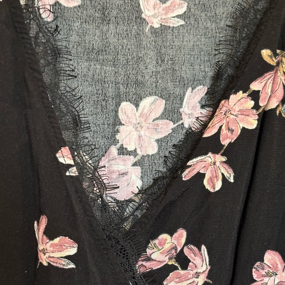 SPRINGFIELD true wrap floral print v-neck, lace trim blouse Size M Euro 42 - Picture 4 of 5